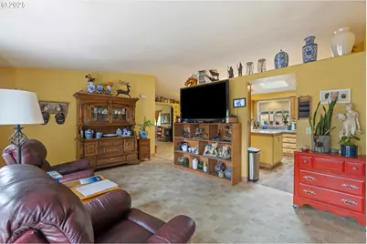 227 Lapp Ln, Roseburg, OR 97471 - Photo 5