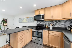 714 Prospect Ave, Hood River, OR 97031 - Photo 13