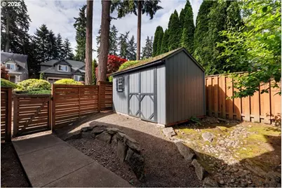 15275 SW Brighton Way, Beaverton, OR 97007 - Photo 33
