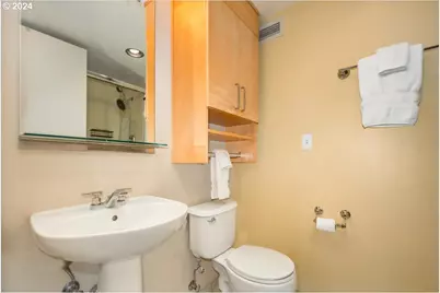 255 SW Harrison St #20H, Portland, OR 97201 - Photo 19