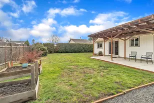 812 SW Cypress St, McMinnville, OR 97128 - Photo 23