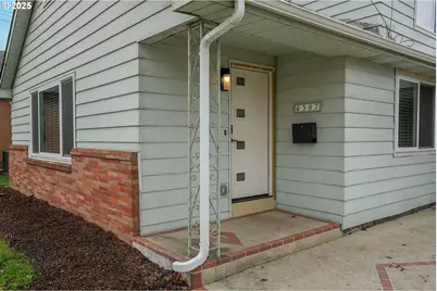 507 N 2nd St, Silverton, OR 97381 - Photo 3