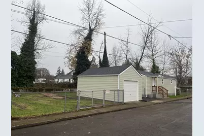 890 25th St SE, Salem, OR 97301 - Photo 7