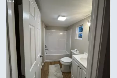 890 25th St SE, Salem, OR 97301 - Photo 13