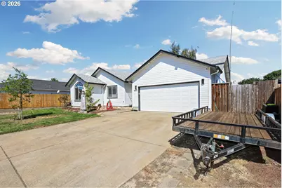 953 W 17th Ave, Junction City, OR 97448 - Photo 3