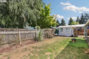 953 W 17th Ave, Junction City, OR 97448 - Photo 21