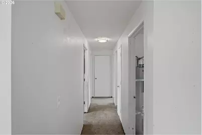 495 N Wasson St, Coos Bay, OR 97420 - Photo 11