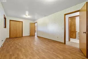 12784 Elliott Prairie Rd NE, Woodburn, OR 97071 - Photo 15