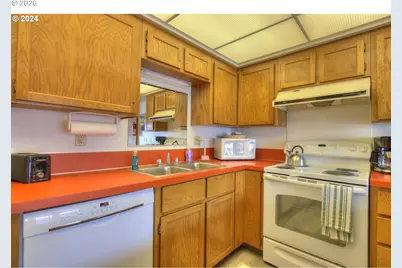 94304 Wedderburn Loop, Gold Beach, OR 97444 - Photo 9