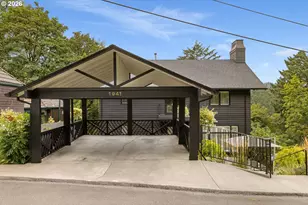1941 SW Montgomery Pl, Portland, OR 97201 - Photo 47