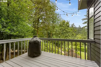 1941 SW Montgomery Pl, Portland, OR 97201 - Photo 13