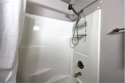 42186 Bagley Ln, Astoria, OR 97103 - Photo 21