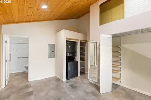 7734 SW Barnes Rd, Portland, OR 97225 - Photo 19