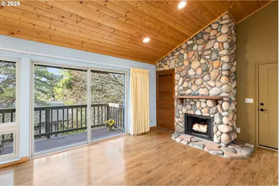 7734 SW Barnes Rd #A, Portland, OR 97225 - Photo 11