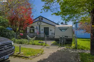 420 Willow St, Myrtle Point, OR 97458 - Photo 33