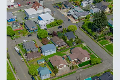 420 Willow St, Myrtle Point, OR 97458 - Photo 29