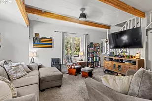 420 Willow St, Myrtle Point, OR 97458 - Photo 7