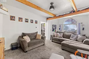 420 Willow St, Myrtle Point, OR 97458 - Photo 9