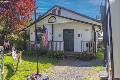 420 Willow St, Myrtle Point, OR 97458 - Photo 1