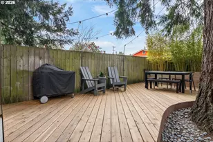 7406 N Leonard St, Portland, OR 97203 - Photo 35