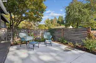 11905 SW Douglas St, Portland, OR 97225 - Photo 3