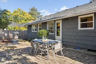 11905 SW Douglas St, Portland, OR 97225 - Photo 35