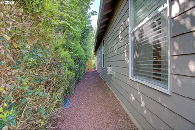 809 NE 11th Ct, Battle Ground, WA 98604 - Photo 23
