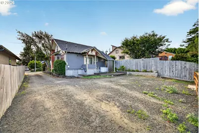 2557 Liberty St, North Bend, OR 97459 - Photo 41