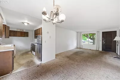 13137 SE Francis St, Portland, OR 97236 - Photo 7