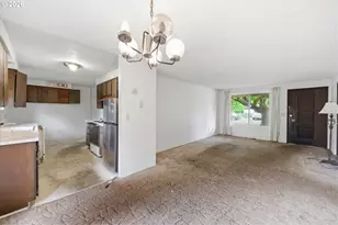 13137 SE Francis St, Portland, OR 97236 - Photo 7