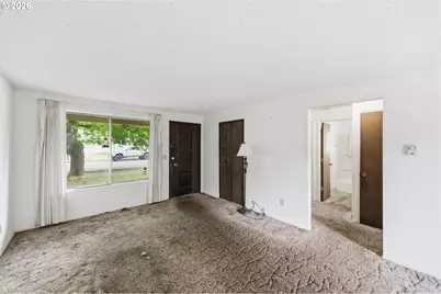 13137 SE Francis St, Portland, OR 97236 - Photo 5