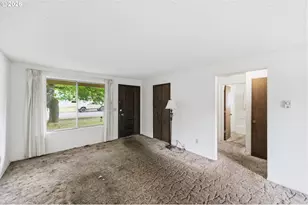13137 SE Francis St, Portland, OR 97236 - Photo 5