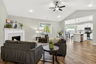 4233 E Willakenzie St, Newberg, OR 97132 - Photo 7