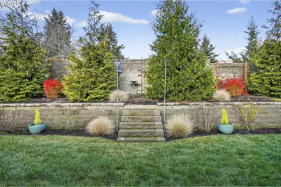 4233 E Willakenzie St, Newberg, OR 97132 - Photo 41