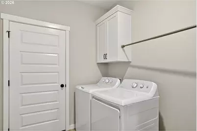 4233 E Willakenzie St, Newberg, OR 97132 - Photo 29