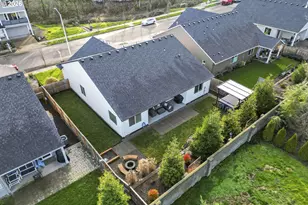 4233 E Willakenzie St, Newberg, OR 97132 - Photo 45