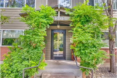 2301 SE Caruthers St #10, Portland, OR 97214 - Photo 1