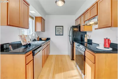 2301 SE Caruthers St #10, Portland, OR 97214 - Photo 13