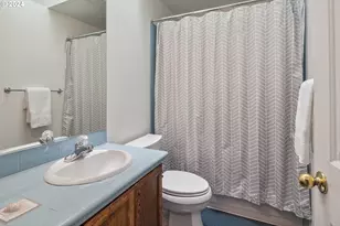 6148 S Virginia Ave, Portland, OR 97239 - Photo 19