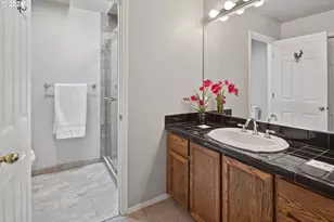 6148 S Virginia Ave, Portland, OR 97239 - Photo 19