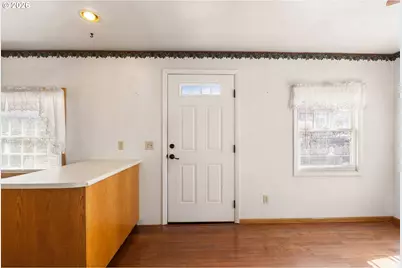 1615 Van Buren St, Oregon City, OR 97045 - Photo 3