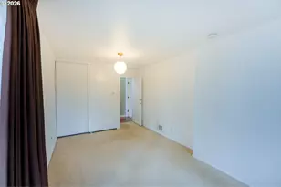 13039 NE Schuyler St, Portland, OR 97230 - Photo 21