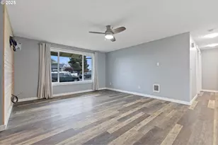 1997 SW Oleander Ct, McMinnville, OR 97128 - Photo 5