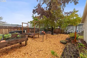 1997 SW Oleander Ct, McMinnville, OR 97128 - Photo 27