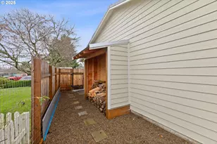 1997 SW Oleander Ct, McMinnville, OR 97128 - Photo 21