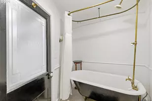 535 NE Bridgeton Rd, Portland, OR 97211 - Photo 23