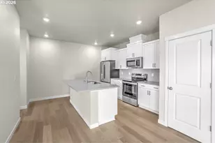 448 SW 32nd St, Battle Ground, WA 98604 - Photo 5