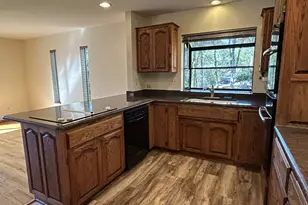 148 Wild Fern Dr, Winchester, OR 97495 - Photo 13