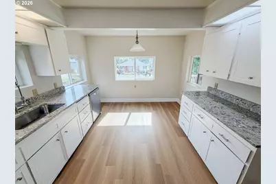 520 E Fairfield St, Gladstone, OR 97027 - Photo 15