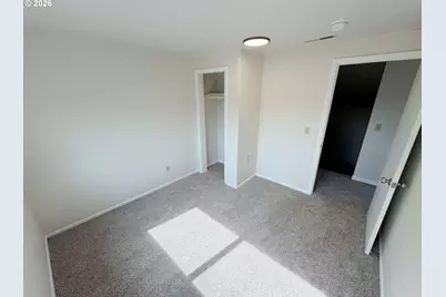 520 E Fairfield St, Gladstone, OR 97027 - Photo 37